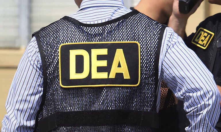 ⚖️Kratom Law: HHS Revokes ‘Schedule I’ Advisory to DEA 📜